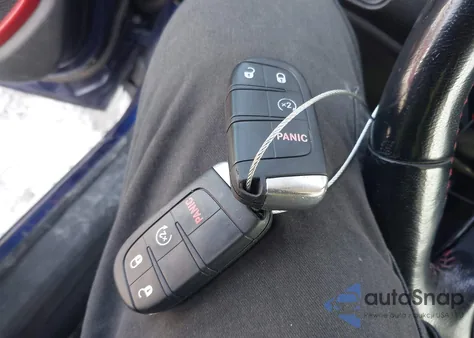 2018 Jeep Renegade Trailhawk 4X4 из США, поврежденный, VIN ZACCJBCB2JPH28255